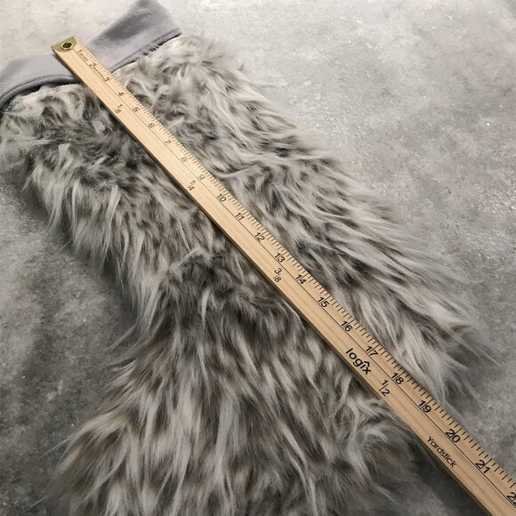 Trimsetter Faux Fur Christmas Stocking Set Plush Holiday Winter Decor Dillards - Picture 6 of 7